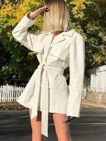 Blazer Court Femme à Col Revers avec Manches Longues Coupe Cintrée à Lacets Unicolore