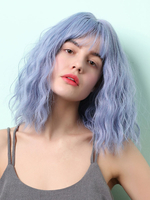 Bleu perruques frisées épaule longueur synthétique perruques avec Blunt Bangs
