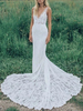 Boho robes de mariée sirène col en V sans manches en dentelle plage robe de mariée avec train