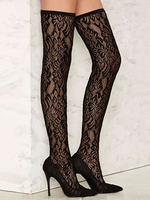 Bottes dété noires à bout pointu et talon aiguille Bottes dété en dentelle à talons hauts