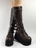Bottes de lolita en cuir de vache marron foncées unicolore avec oeillets métalliques à talons géométriques Déguisements Halloween