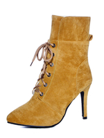Bottine femme à bout pointu et talons aigus en nubuck unicolore Boots