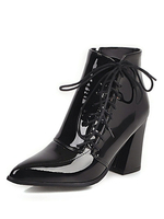 Bottines pour femmes en cuir verni à bout pointu; talon évasé; chaussons 3.1 "