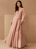 Cameo Brown Soirée Robe A-Line Col V-Col en V manches longues Matte Satin Longueur de plancher Plissé Pareant