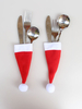 Chapeaux rouges de Noël pour des accessoires de vacances de Noël de polyester de fibre de polyester de fourchettes