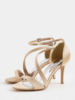 Chaussures de demoiselle dhonneur en satin à bout ouvert et à talons hauts