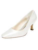 Chaussures de mariage à talons en fausse soie unicolore Sans ornement. mocassin