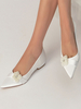 Chaussures de mariage pour femmes Fleurs Satin Bout pointu Chaussures de mariée plates