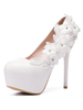 Chaussures de mariée blanche plateforme talon haut décoré des fleurs
