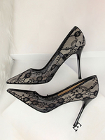 Chaussures De Mariée Transparentes Noires En Dentelle À Bout Pointu Escarpins Mariage