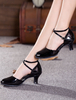 Chaussures de salon femme noir boucle réglable