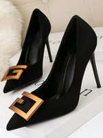 Chaussures de soirée à talons hauts pour femmes en cuir suédé; bout pointu; talon aiguille; détails en métal noir; chaussures de soirée