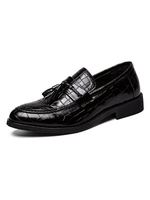 Chaussures mocassins pour hommes Slip On Mocassins noirs en cuir PU à bout rond et imprimé poisson