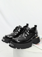 Chaussures Oxford Femmes À Lacets Noires Vernies À Bout Carré Détails Métalliques