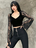 Chemise gothique noire pour femme; haut en coton à manches longues et col en V