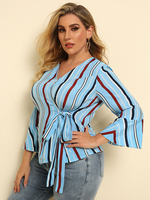 Chemise grande taille pour femmes motif à rayures bleues nœud évasé demi-manches nouées à lacets chemise décontractée"idienne
