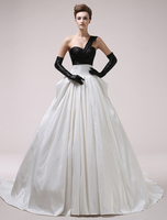 Chic robe mariage A-ligne en satin avec plissement à une épaule traîne chapelle