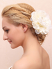 Coiffure de mariage Fleur de cheveux Coiffure du dîner de répétition