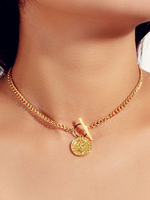 Collier en or avec pendentif pièce de monnaie