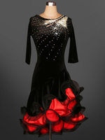 Costume de danse latine velours encolure dégagée Half Sleeve strass perles deux ton volants robe de danse latine Déguisements Halloween
