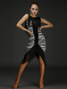 Danse latine robe Zebra Stripe manches franges irrégulière Hem Bodycon Latin Dance Costume avec Knee High Socks Déguisements Halloween