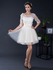 Dentelle robe courte Tulle hors-la-épaule manches moitié Mini robe de mariée a-line Illusion Homecoming robe de mariée