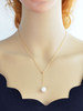 Délicat collier métallique mode avec perles