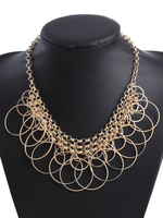 Doux collier métallique mode ornement métallique
