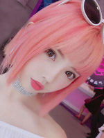 Doux Lolita perruque rose court résistant à la chaleur fibre Lolita cheveux perruques Déguisements Halloween