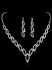 Ensemble de bijoux de mariage Ensemble de bijoux en strass Ensemble de boucles doreilles en argent creux et collier