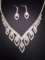 Ensemble de bijoux de mariée pour femmes Beaux accessoires de mariage en strass