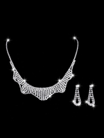 Ensemble de bijoux en argent de mariage Boucles doreilles cerceau et collier Ensemble de collier de mariée en strass