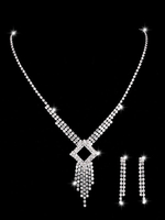 Ensemble de bijoux en argent de mariage Ensemble de boucles doreilles et collier de mariée en strass