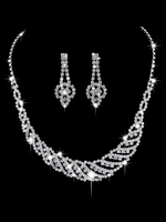 Ensemble de bijoux en argent sertis de pierres de strass Ensemble de bijoux en perles boucles doreilles et collier