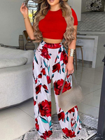 Ensembles de deux pièces en polyester rouge plissé floral imprimé été manches courtes bijou cou couché gilet décontracté gilet long pantalon femme tenue