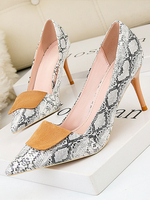 Femmes talons à mi-basse blanche chic chic stiletto talon pointu tre-pieds élégant pompes talons