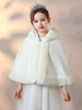 Fille de fleur enveloppe Ivoire sans manches en fausse fourrure Cape de poncho dhiver pour fille de fleur