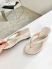 Flip Flop Pour Femmes Abricot Bout Ouvert Talon Compensé Verni PU Pantoufles