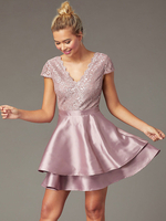 Fuchsia Pink Homecoming Robe 2022 Courte-ennette en V Vins de remise des diplômes
