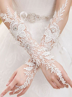 Gants de mariage blancs Gants de mariée longs au crochet