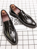 Hommes Mocassins Bout Rond En Cuir PU Pom Poms Slip-On Mocassins Noirs