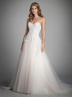 Ivoire A-ligne Robes De Mariée Avec Train Sans Manches Dos Nu Tulle Dentelle Bretelles Longues Robes De Mariée
