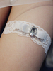 Jarretière de mariage pour les jarretières de mariée en dentelle de polyester blanc