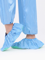 La chaussure bleue couvre les chaussures réutilisables et les couvre-bottes chaussons imperméables antidérapants