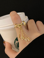 Light Gold Rings Metal Détails Bijoux pour femmes