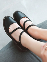 Lolita Footwear Escarpins Lolita à bout rond en cuir Synthétique à lanières