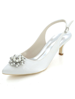 Magnifique chaussure de mariée en satin à petits talons avec perles Escarpin