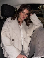 Manteau Femme Beige Col Rabattu Manches Longues Boutons Poches Chic Classique