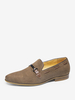 Mocassins en cuir et détails métalliques pour hommes