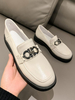 Mocassins en cuir Synthétique blanc écru Bout rond Détails métalliques Chaussures décontractées Chaussures femme